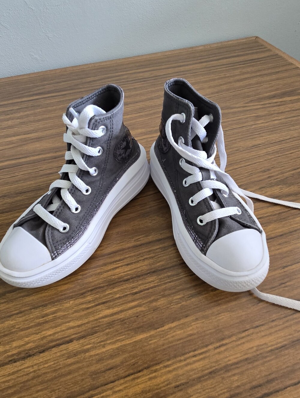 Converse Youth 11 Platform AllStar Chuck Taylor Glitter Accents Vacation School